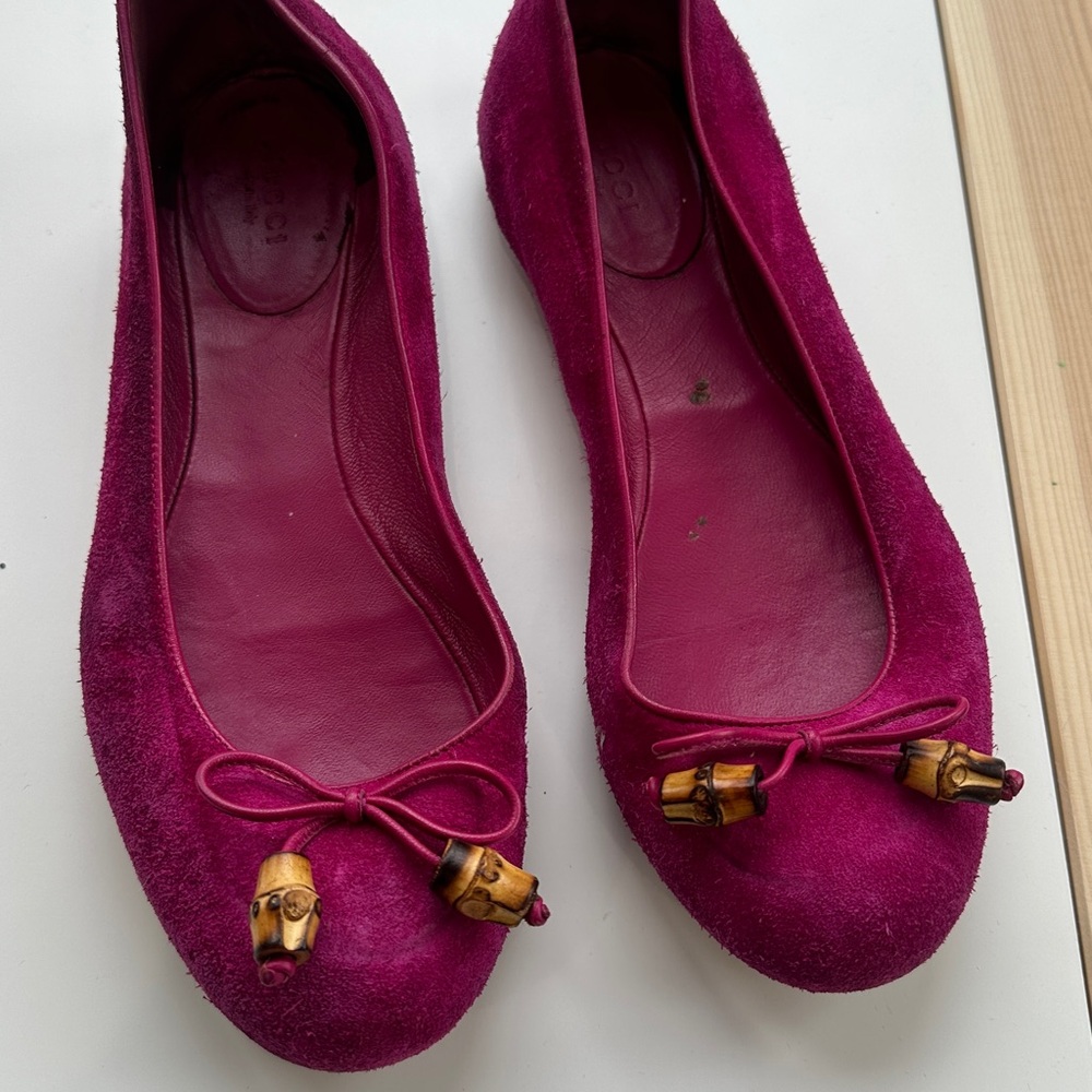 Gucci Fuchsia Bouganville Pink Suede Bamboo Bow Ballet Flats